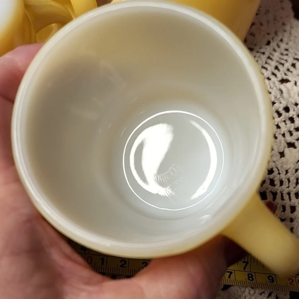 Set of 4 anchor hocking‎ fire king ware milk glass cups vintage